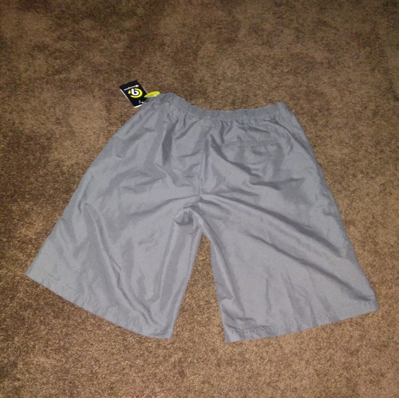 🆕️ 🦾 Boys Shorts 🦾 - Picture 3 of 4